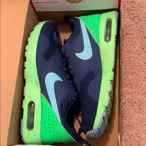 Blue and green Nike Air Max Tavas